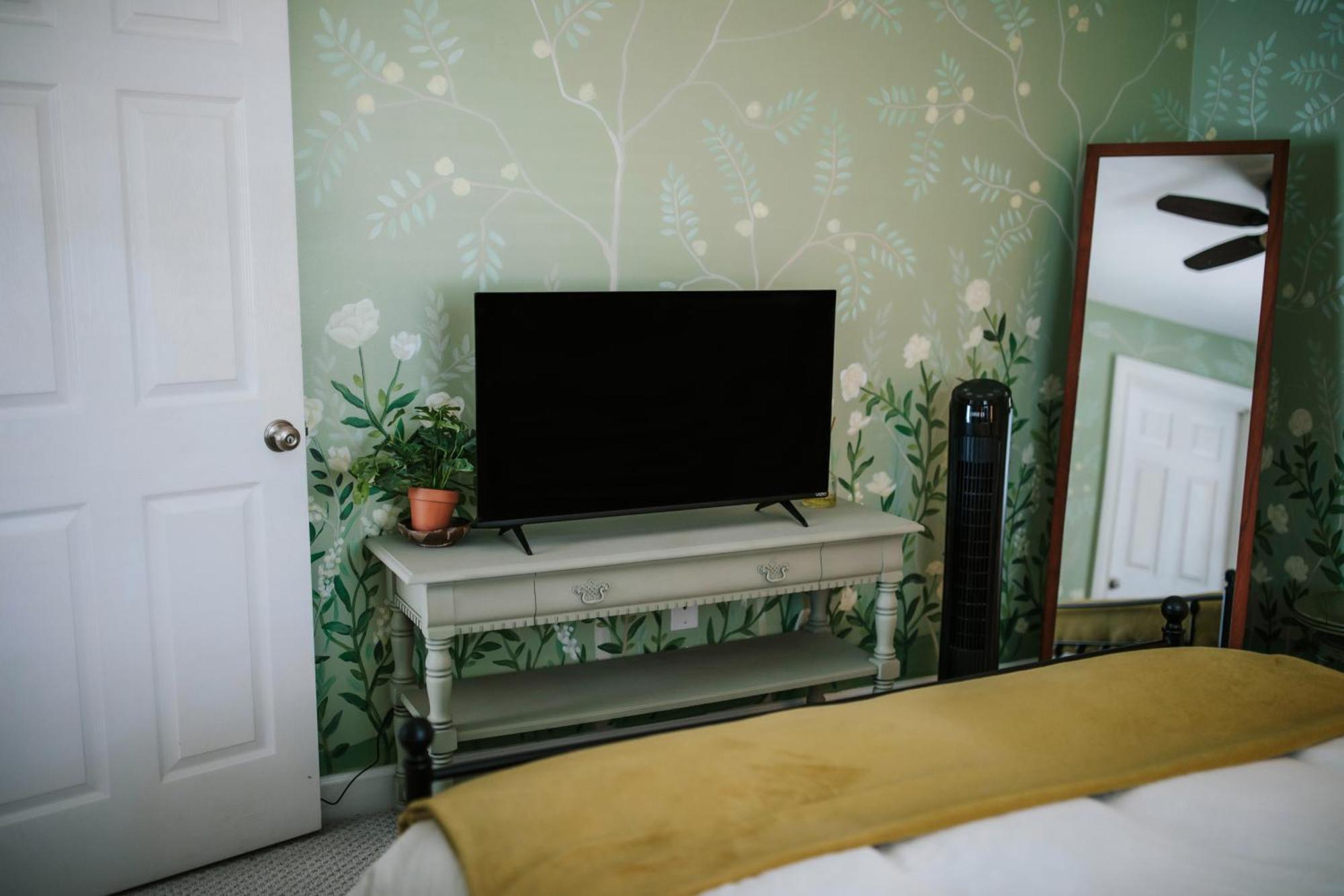 Cozy Cottage - Walk To Campus, Stadium, Downtown Атенс Экстерьер фото
